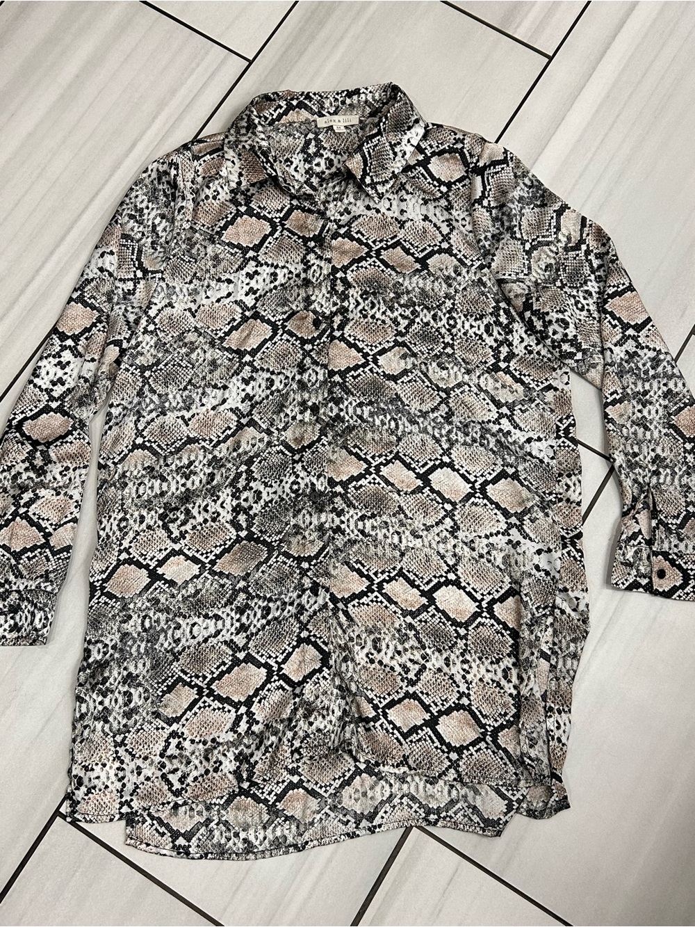 Alex & Lili Snake Print Button Down Blouse Tunic Sz M Lightweight Satin Feel